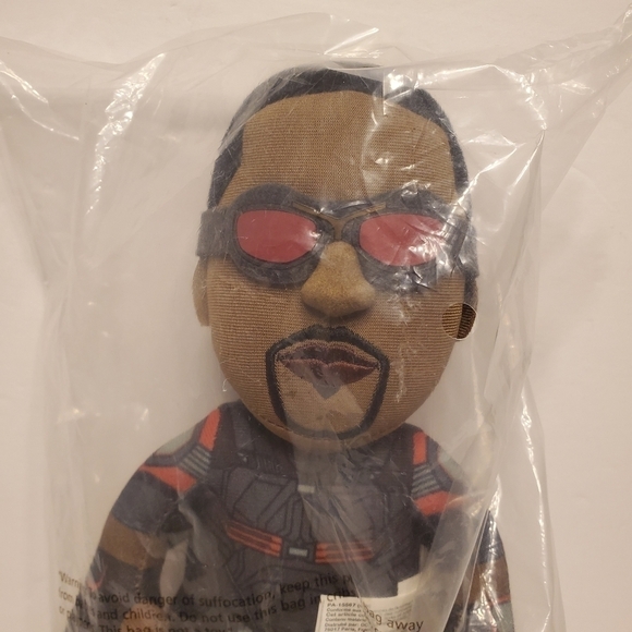 NWT Marvel Civil War Falcon 10" Plush Figure - Picture 3 of 8